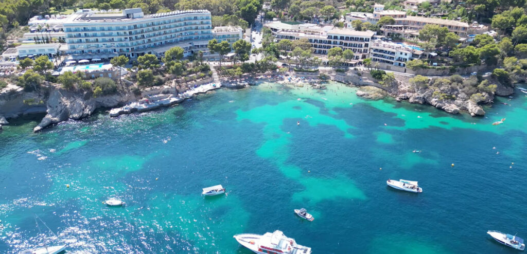 Cala Fornells Mallorca – Strände, Temperaturen, beste Reisezeit & Anreise