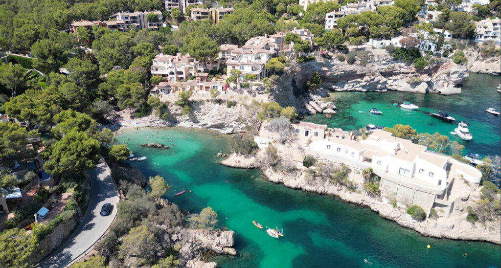Cala Fornells Mallorca – Strände, Temperaturen, beste Reisezeit & Anreise
