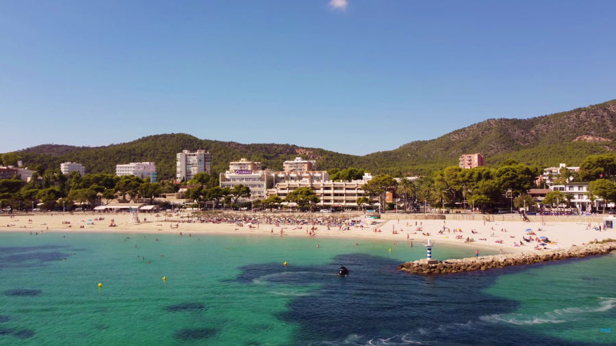 Palmanova Mallorca Strand & Yachthafen