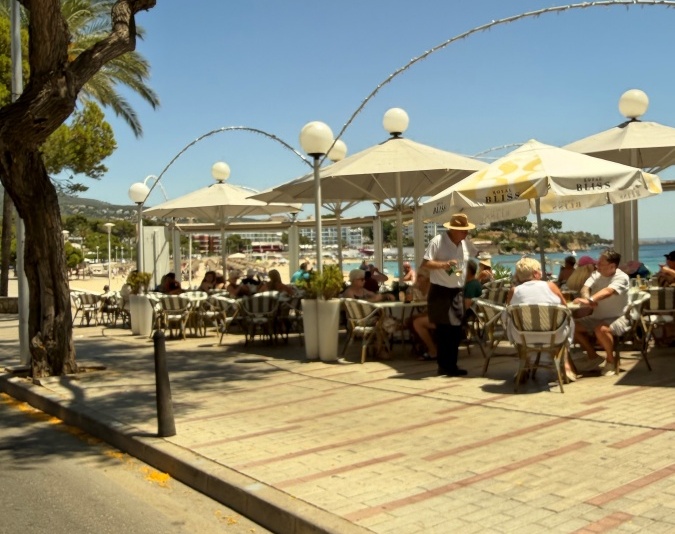Palmanova Mallorca Strand & Yachthafen